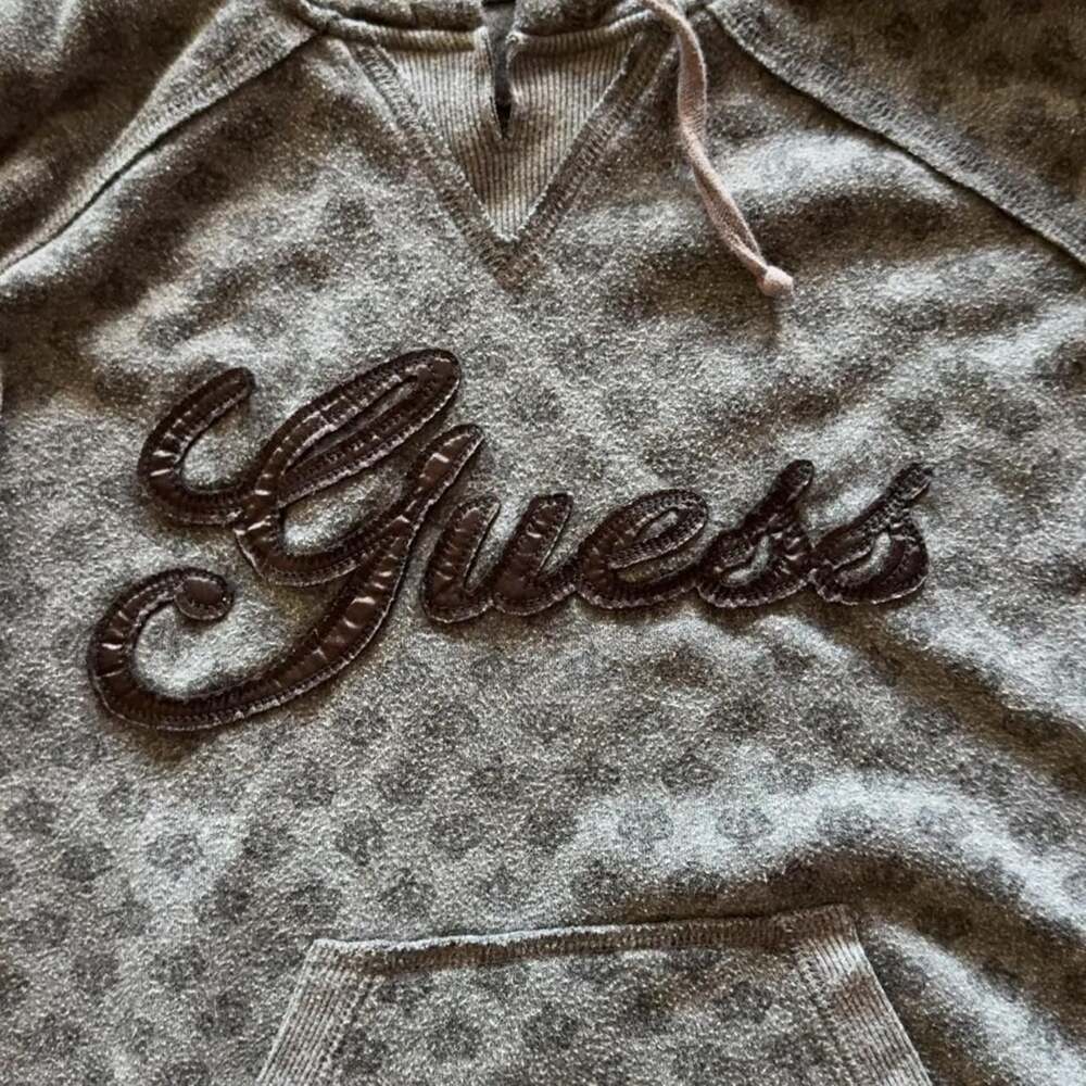 Vintage Guess Grey Logo Hoodie, Y2K All-Over Print Sweatshirt, Women's Size S